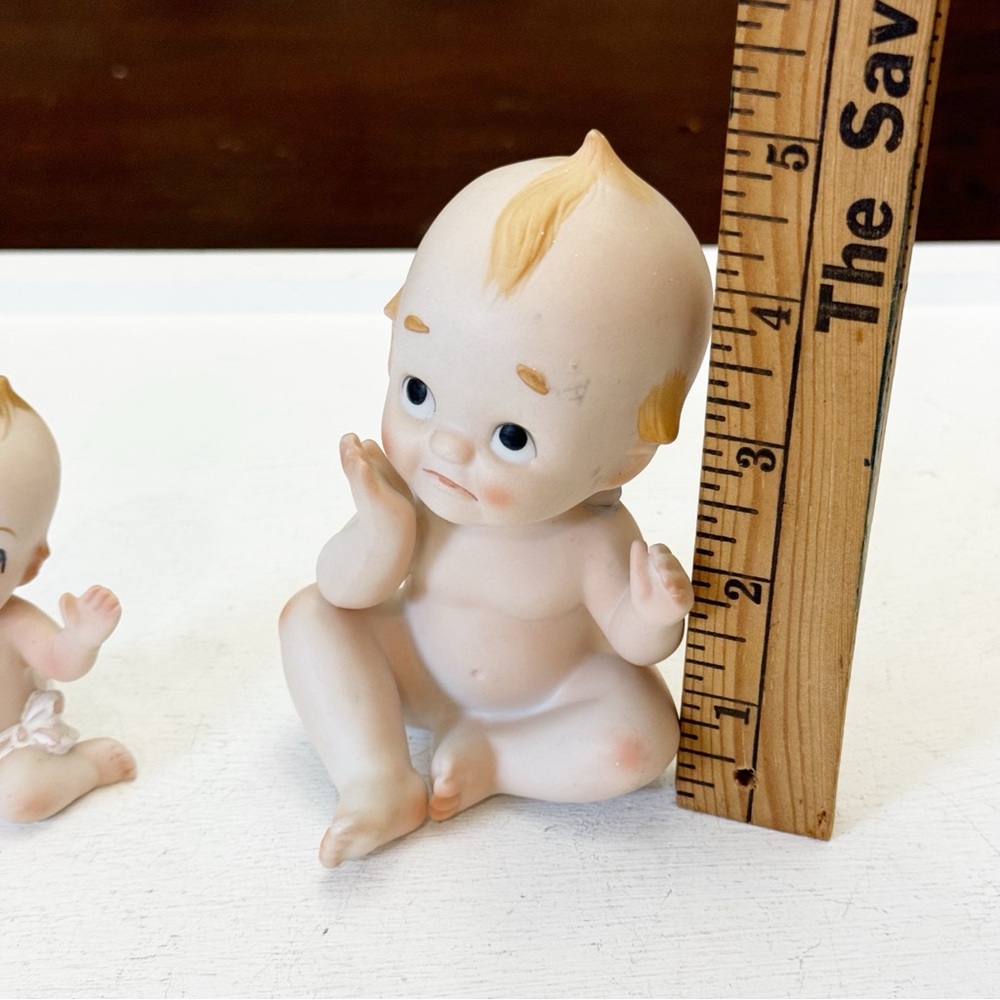Vintage Lefton Old Porcelain Kewpie Baby Dolls Pouty & Smily Set of Two - Picture 13 of 14